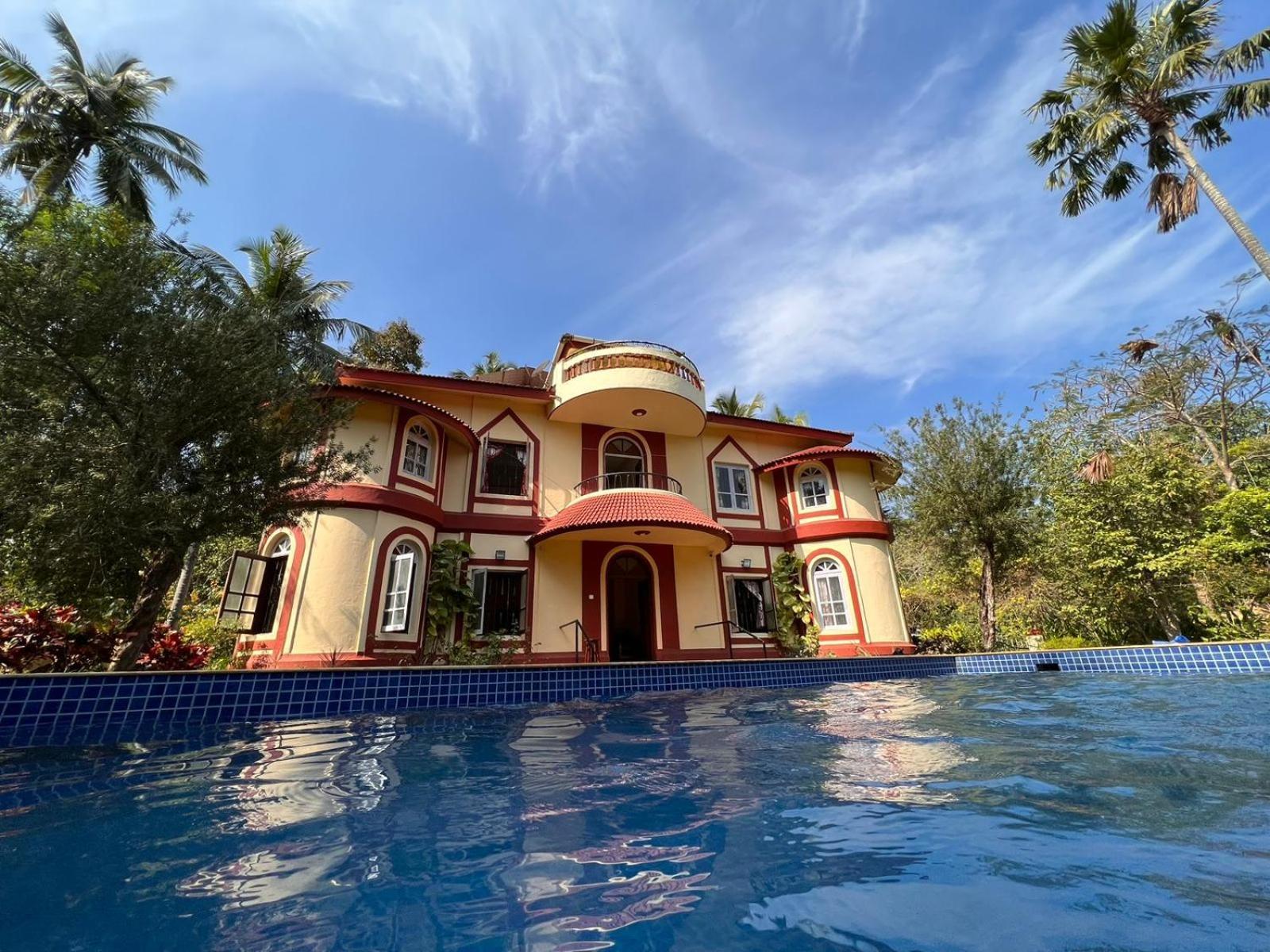 David Villa Nerul  Bagian luar foto